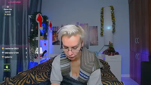 HelgaHimmell online show from December 22, 2024, 12:50 am