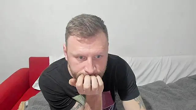 ANGELALEXYNO2024 online show from February 13, 2025, 8:34 pm