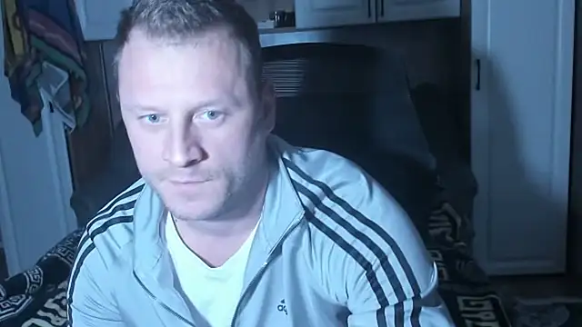 ANGELALEXYNO2024 online show from November 16, 2025, 7:08 pm