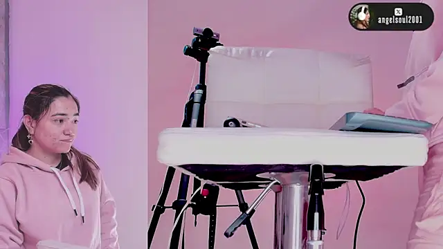 Angelst   online show from February 27, 2026, 5:07 am