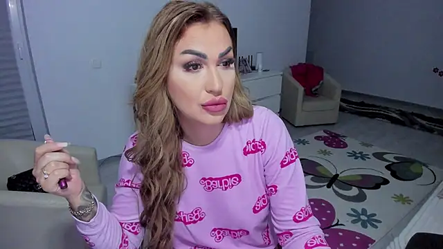 GlossyDiamondX online show from February 10, 2025, 4:30 am