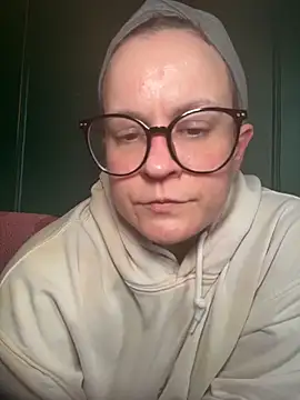 quinnmariexo online show from April 5, 2026, 10:18 pm