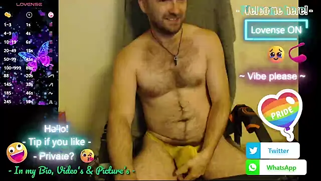 RealManHaveHairy online show from October 13, 2025, 5:18 am