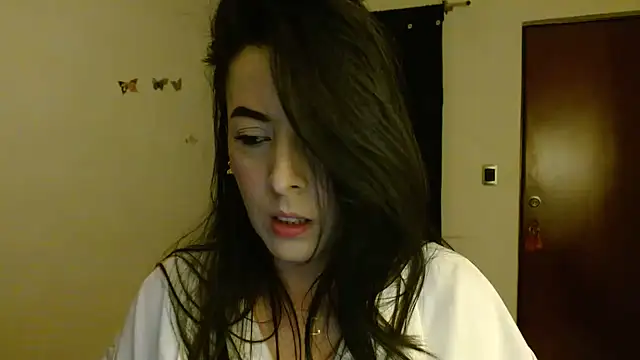 Snapshot of ella_peck chatting on June 12, 2026, 1:48 am ella peck online show from June 12, 2026, 1:48 am