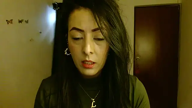 Snapshot of ella_peck chatting on June 16, 2026, 7:49 pm ella peck online show from June 16, 2026, 7:49 pm