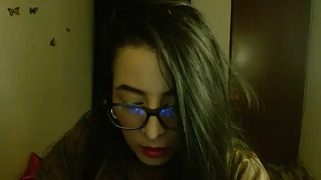 Snapshot of ella_peck chatting on August 7, 2026, 1:40 am ella peck online show from August 7, 2026, 1:40 am