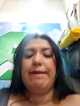 Snapshot of Sophie-hatter chatting on June 1, 2026, 3:25 pm Sophie-hatter online show from June 1, 2026, 3:25 pm