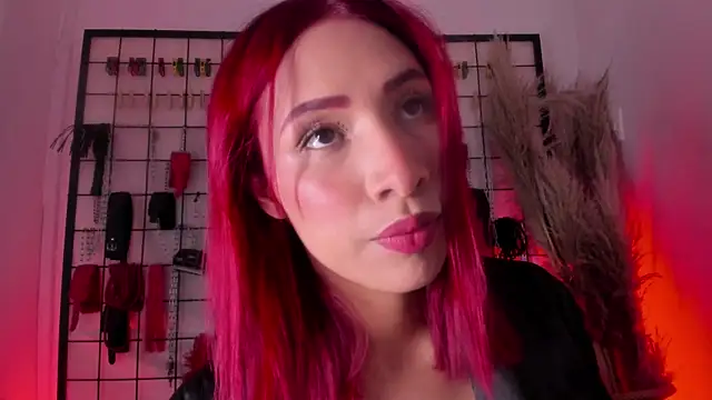 charrlotte quinn online show from October 9, 2025, 9:13 pm