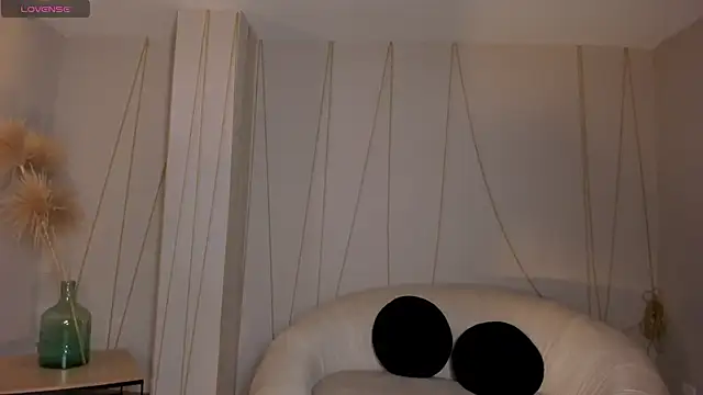 MollySundersX online show from February 20, 2025, 8:03 pm