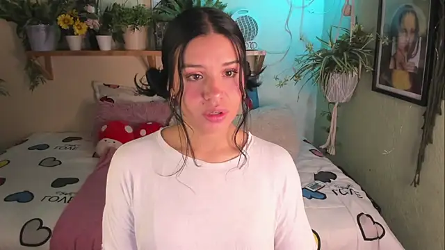 MiaaRose online show from April 22, 2026, 12:24 am