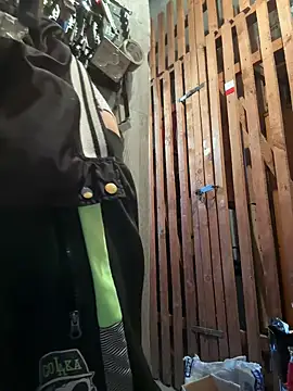 czruz online show from March 5, 2025, 1:17 pm