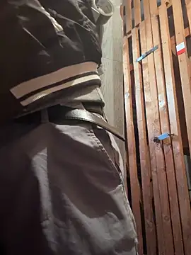 czruz online show from March 8, 2025, 9:50 am