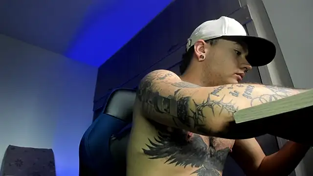 male pussy online show from December 22, 2025, 5:21 pm