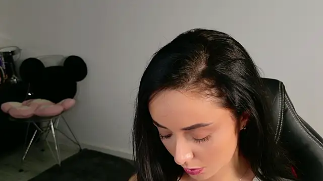 KatherineRyder online show from November 21, 2025, 7:12 pm