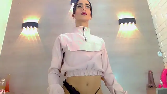 PriscilaRainbow online show from October 14, 2025, 4:13 am