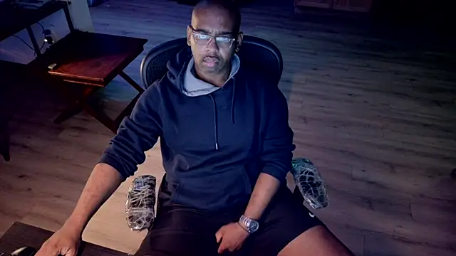 Southernfuckery online show from April 26, 2026, 3:26 am