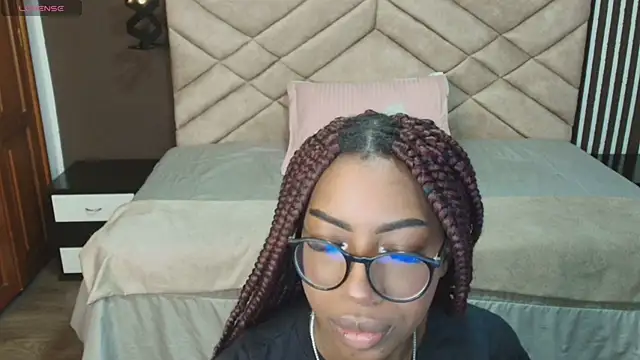 Raquel jones online show from March 3, 2025, 11:44 am