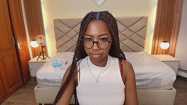 Raquel jones online show from March 22, 2026, 11:57 am