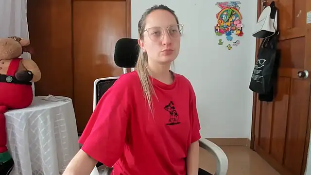 Adele johnsonn1 online show from June 10, 2026, 7:46 pm