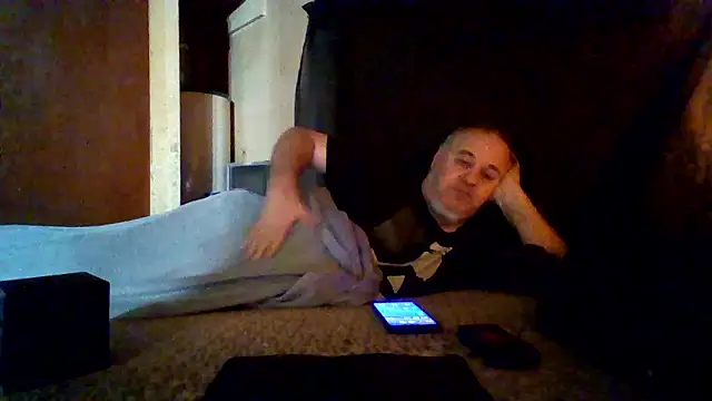 Nightshade7712 online show from January 17, 2026, 10:24 pm