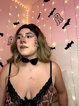 Grecia 21 online show from October 24, 2025, 7:10 pm