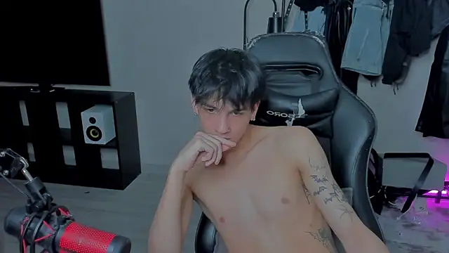 MarkBrowniii online show from March 9, 2025, 10:08 pm