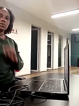 Nattybae09 online show from February 21, 2025, 5:53 pm