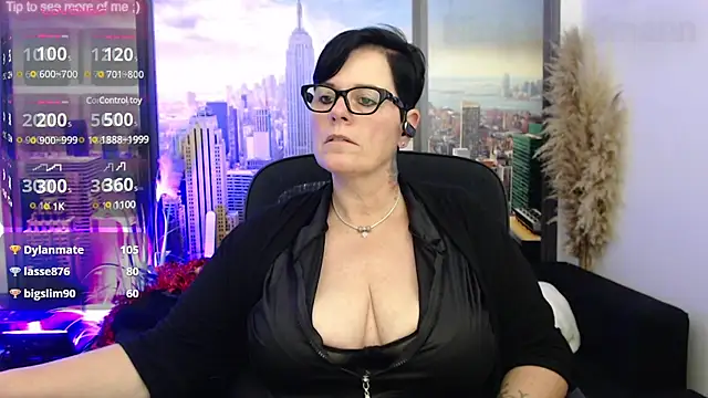 ninarandmann online show from December 2, 2024, 5:26 pm