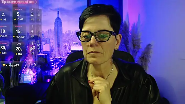 ninarandmann online show from April 13, 2026, 3:06 pm