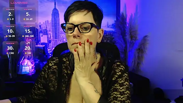 ninarandmann online show from April 23, 2026, 3:58 pm