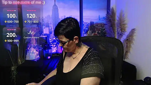 ninarandmann online show from July 12, 2026, 4:20 pm