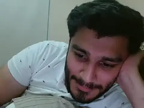 robintoit online show from December 4, 2024, 4:27 pm