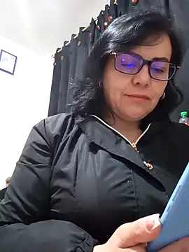 Natasha milf   online show from March 13, 2025, 12:27 am