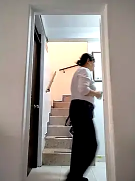 Natasha milf   online show from February 16, 2026, 2:13 pm