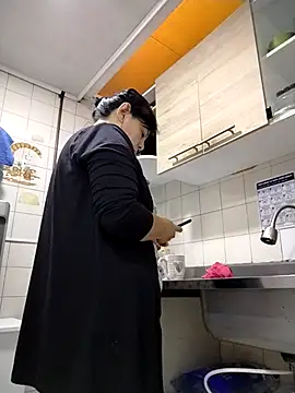 Natasha milf   online show from March 13, 2026, 12:56 pm