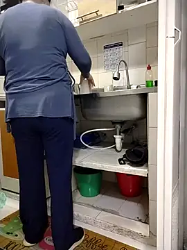 Natasha milf   online show from April 14, 2026, 1:00 am