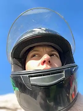 Bonniepark online show from October 9, 2025, 12:36 pm