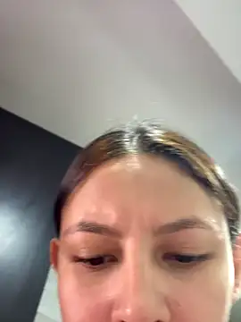 Bonniepark online show from October 23, 2025, 6:39 pm