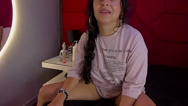 hanny milf online show from February 25, 2025, 2:54 pm