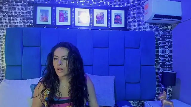 hanny milf online show from October 22, 2025, 11:32 am