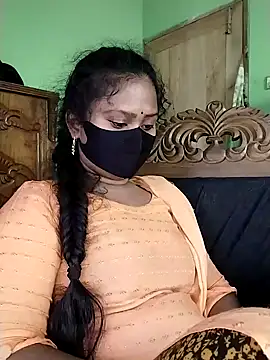 Idhika Paul online show from February 24, 2025, 5:22 am