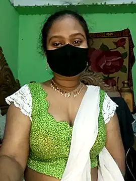 Idhika Paul online show from March 7, 2025, 2:12 pm