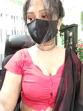 Idhika Paul online show from September 24, 2025, 4:21 pm