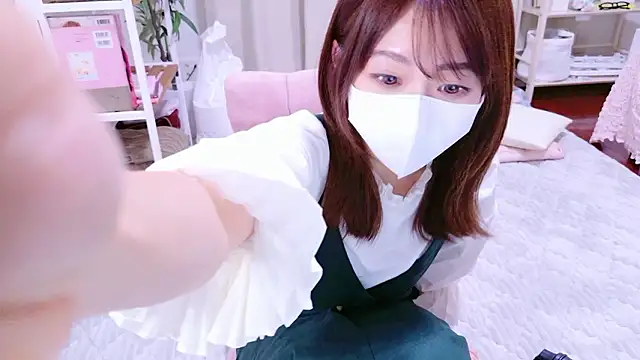 Mii v v online show from October 25, 2025, 10:23 am