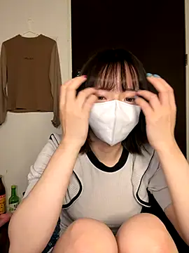 ranran ch online show from September 19, 2025, 2:13 am