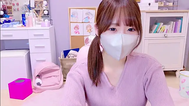 Yui-Ch online show from January 15, 2025, 12:36 pm