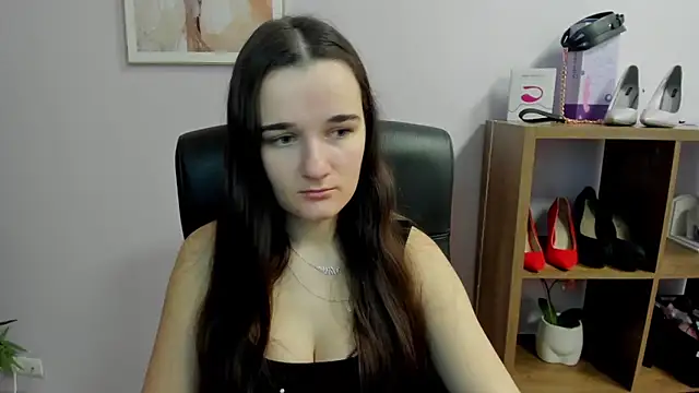 KateDelight online show from February 1, 2026, 8:13 am