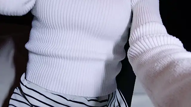 sayaka xo online show from December 28, 2024, 10:25 am