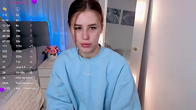 Milkissss online show from March 25, 2026, 6:19 am