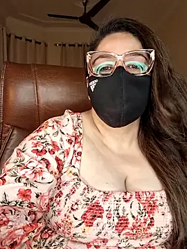 SEXY-Sardarni online show from June 10, 2026, 2:38 pm